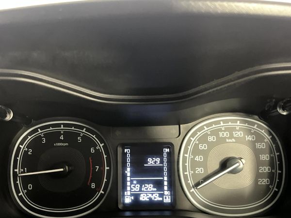 2022-Toyota-Urban-Cruiser-15-Xs image:2