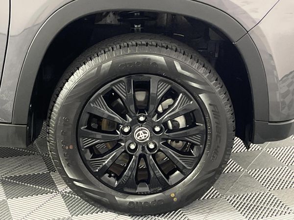 2022-Toyota-Urban-Cruiser-15-Xs image:5