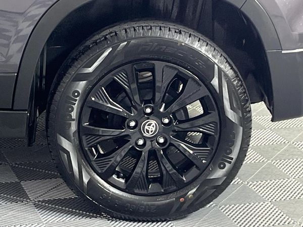 2022-Toyota-Urban-Cruiser-15-Xs image:6