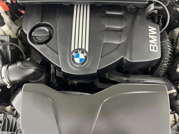 2011-BMW-1-Series-120d-Coupe-Auto image:10