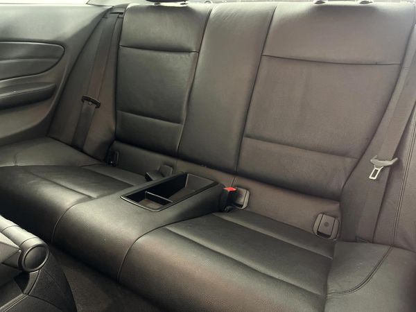 2011-BMW-1-Series-120d-Coupe-Auto image:2