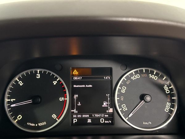 2013-Land-Rover-Range-Rover-Sport-30-D-HSE-Lux image:2