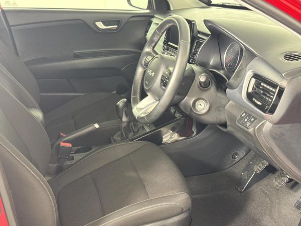 2022-Kia-Rio-14-EX-5-dr image:9