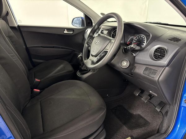 2018-Hyundai-Grand-i10-10-Motion image:9