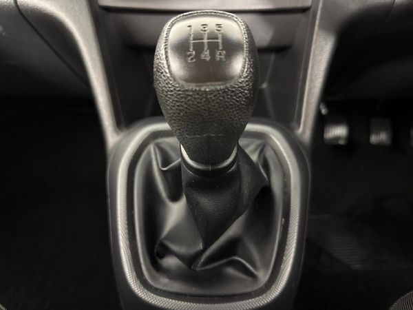 2018-Hyundai-Grand-i10-10-Motion image:10