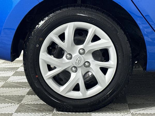 2018-Hyundai-Grand-i10-10-Motion image:7