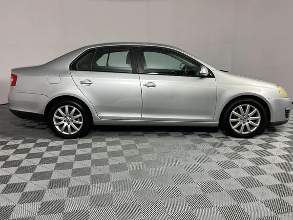 2009-Volkswagen-Jetta-20-Trendline image:11