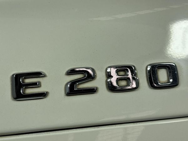 2006-Mercedes-Benz-E-Class-E-280-Avantgarde image:11