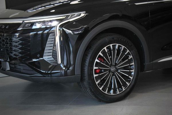 2026-Omoda-C9-15T-AWD-Phev image:5