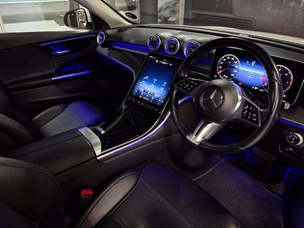 2022-Mercedes-Benz-C-Class-C-220d-Auto image:10