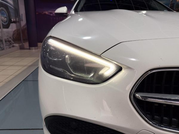 2022-Mercedes-Benz-C-Class-C-220d-Auto image:8