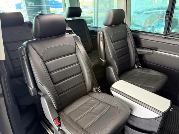 2023-Volkswagen-Caravelle-T61-20-BiTDI-Highline-Auto-4Motion-146kW image:14