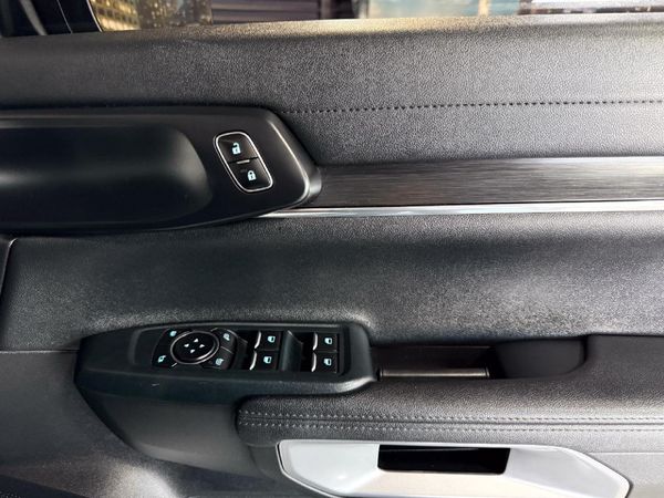 2023-Ford-Everest-20D-Bi-Turbo-XLT-4x4-Auto image:14