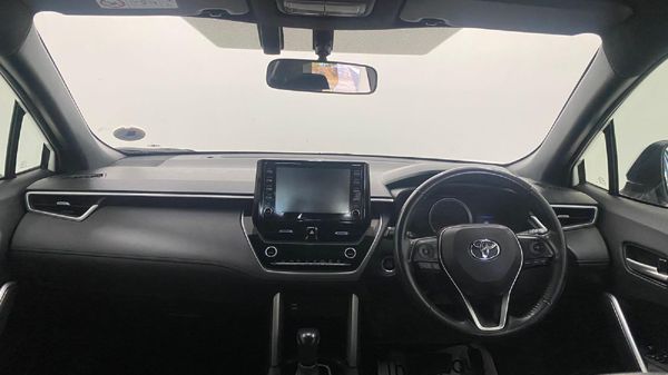 2024-Toyota-Corolla-Cross-18-XS image:9