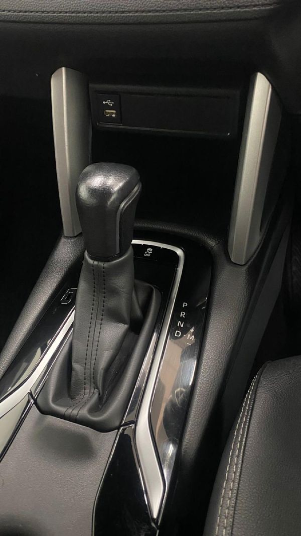 2024-Toyota-Corolla-Cross-18-XS image:10