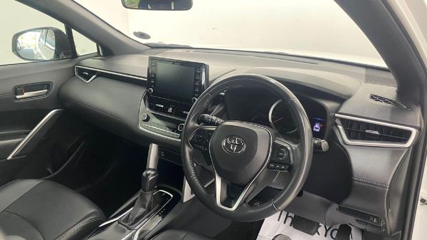 2024-Toyota-Corolla-Cross-18-XS image:21