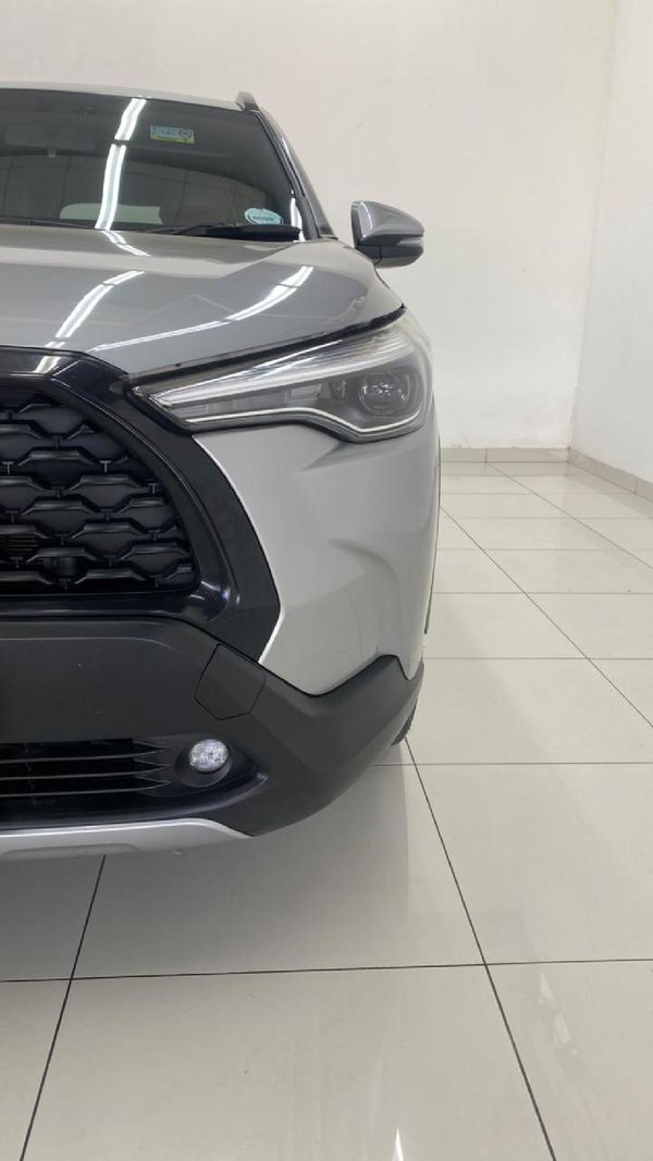 2024-Toyota-Corolla-Cross-18-XS image:6