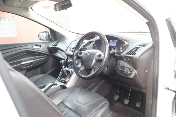 2014-Ford-Kuga-16-EcoBoost-Trend image:10