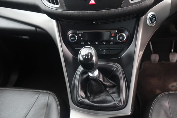 2014-Ford-Kuga-16-EcoBoost-Trend image:13