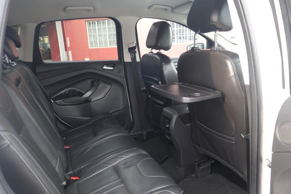 2014-Ford-Kuga-16-EcoBoost-Trend image:8