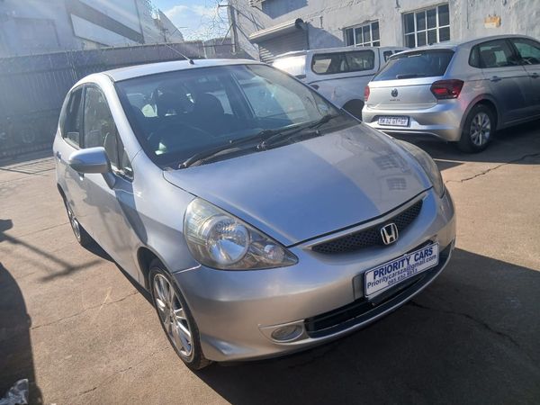 2007-Honda-Jazz-15i-Auto image:2