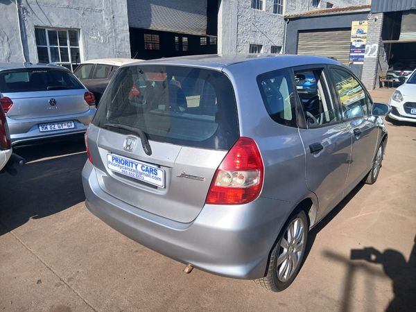 2007-Honda-Jazz-15i-Auto image:5