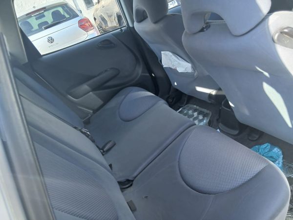 2007-Honda-Jazz-15i-Auto image:8