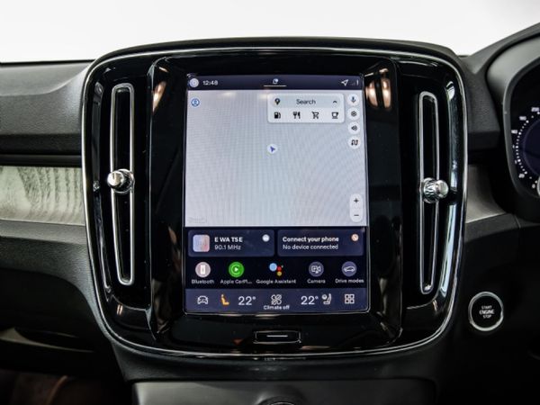2025-Volvo-XC40-B4-Plus-Dark-Geartronic-Mild-Hybrid image:12