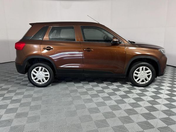 2022-Toyota-Urban-Cruiser-15-Xi image:16