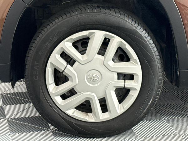 2022-Toyota-Urban-Cruiser-15-Xi image:4
