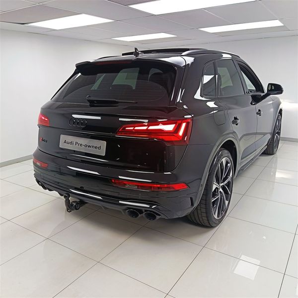 2025-Audi-SQ5-quattro-Auto-Black-Edition image:12