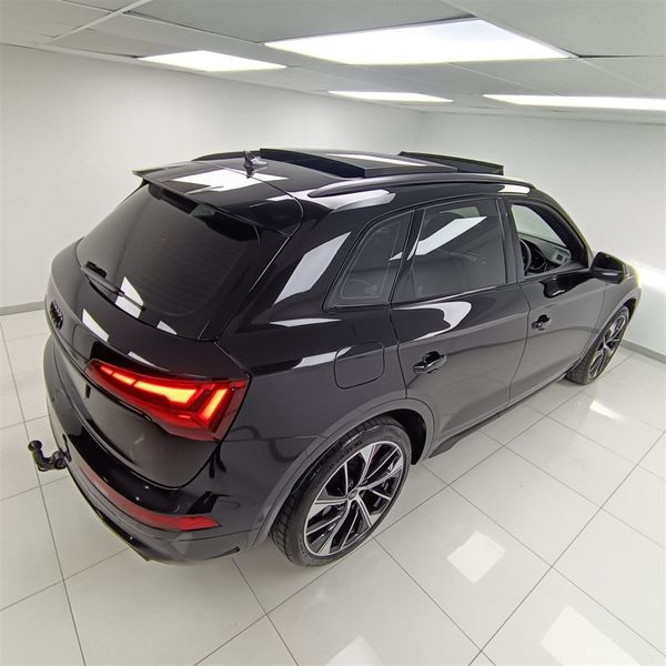 2025-Audi-SQ5-quattro-Auto-Black-Edition image:13