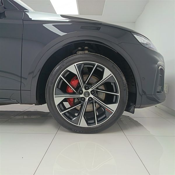 2025-Audi-SQ5-quattro-Auto-Black-Edition image:15