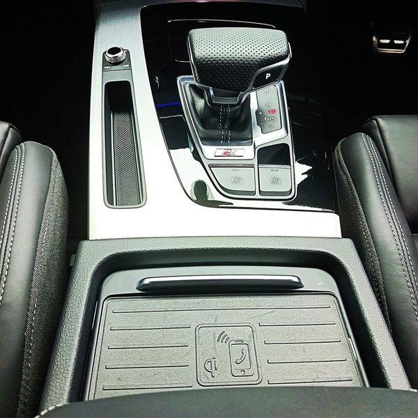2025-Audi-SQ5-quattro-Auto-Black-Edition image:20