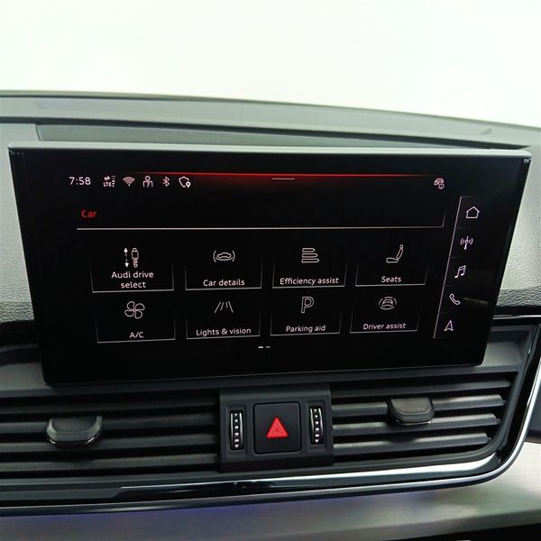 2025-Audi-SQ5-quattro-Auto-Black-Edition image:30