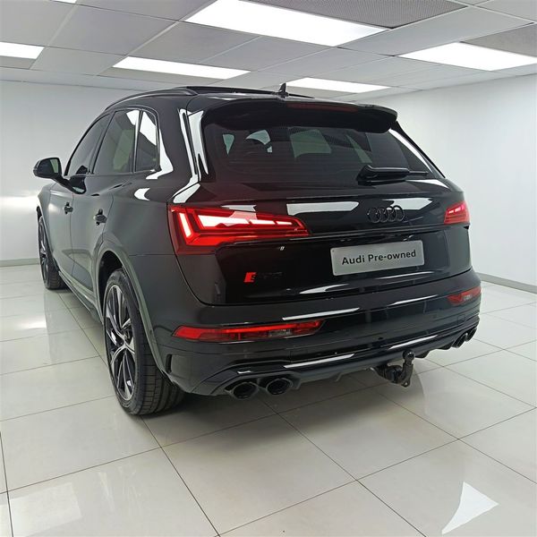 2025-Audi-SQ5-quattro-Auto-Black-Edition image:4
