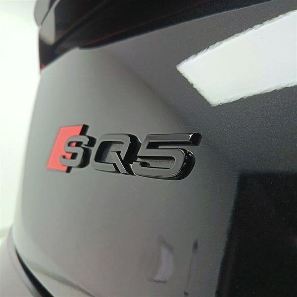 2025-Audi-SQ5-quattro-Auto-Black-Edition image:7