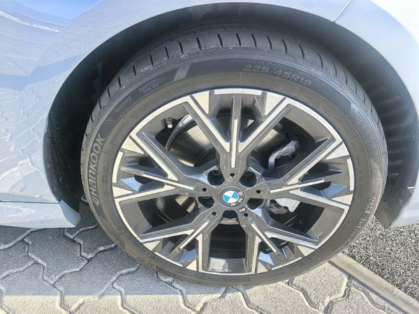 2025-BMW-1-Series-118-M-Sport-Auto image:4