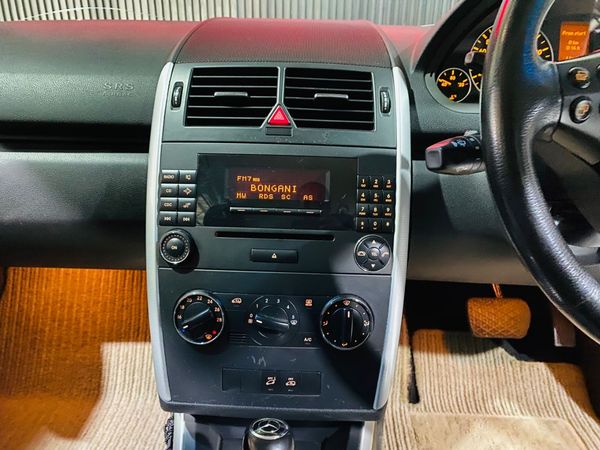 2007-Mercedes-Benz-A-Class-A170-Avantgarde-Auto-Petrol image:13