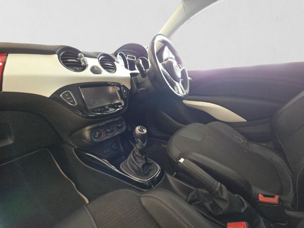 2016-Opel-Adam-10T-Jam image:18