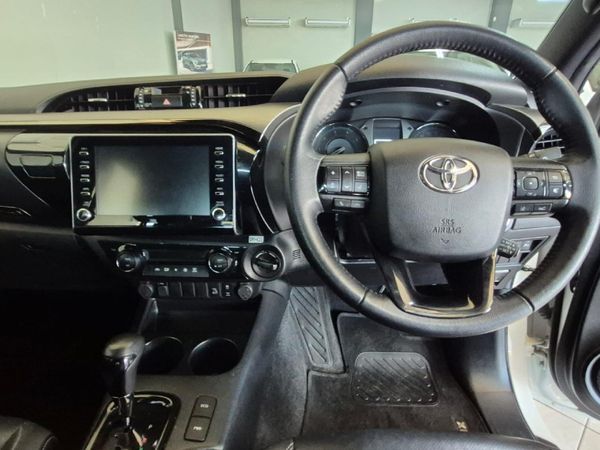 2023-Toyota-Hilux-28-GD-6-Raised-Body-Legend-4x4-Auto-Double-Cab image:14