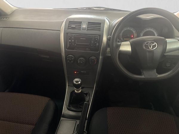 2019-Toyota-Corolla-Quest-16 image:17