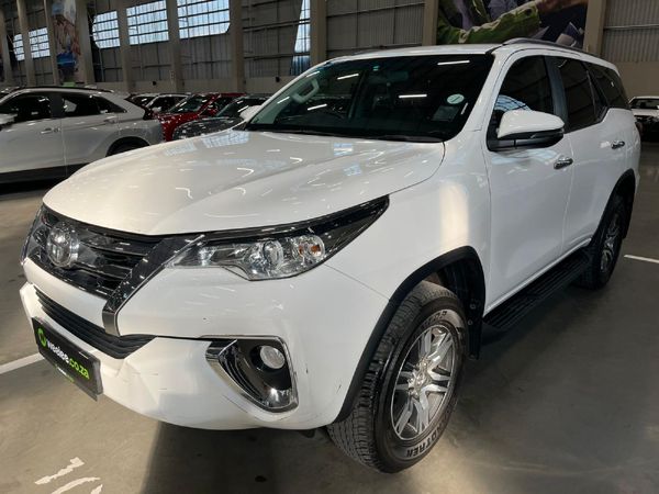 2019-Toyota-Fortuner-24-GD-6-Raised-Body-Auto image:6