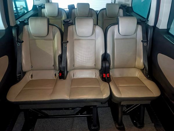 2016-Ford-Tourneo-Custom-Tourneo-Custom-22-TDCi-Limited-SWB-Manual image:11