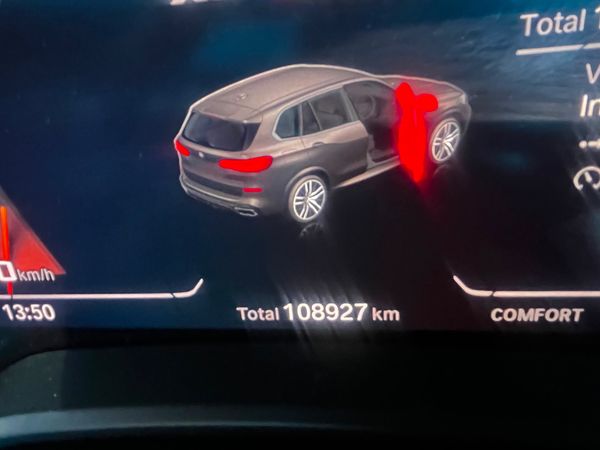 2019-BMW-X5-M50d image:13