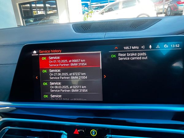 2019-BMW-X5-M50d image:15
