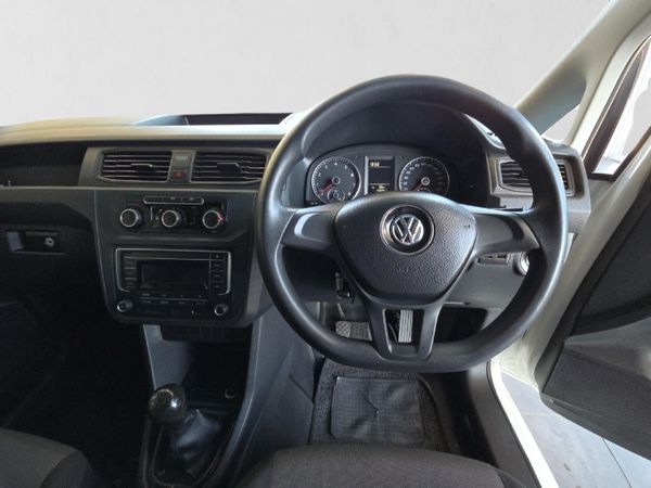 2018-Volkswagen-Caddy-16i-81kW-Panel-Van image:13