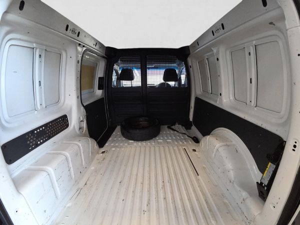 2018-Volkswagen-Caddy-16i-81kW-Panel-Van image:16