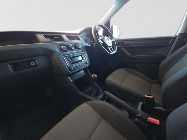 2018-Volkswagen-Caddy-16i-81kW-Panel-Van image:18