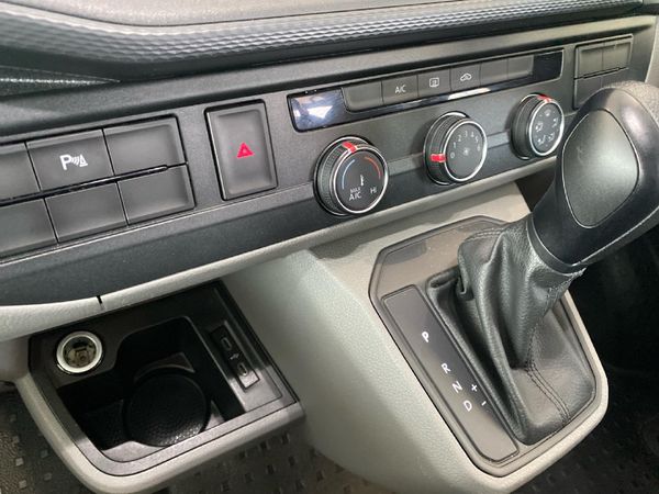 2025-Volkswagen-Kombi-T61-20-TDI-110kW-Auto-Trendline image:25